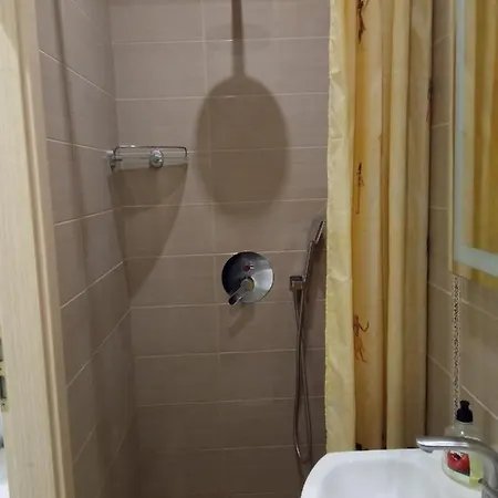 Daire On Arkhypenka Street Lviv